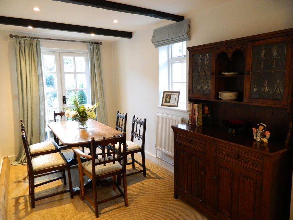 Henry VIII Cottage In The Heart Of Henley Exteriér fotografie